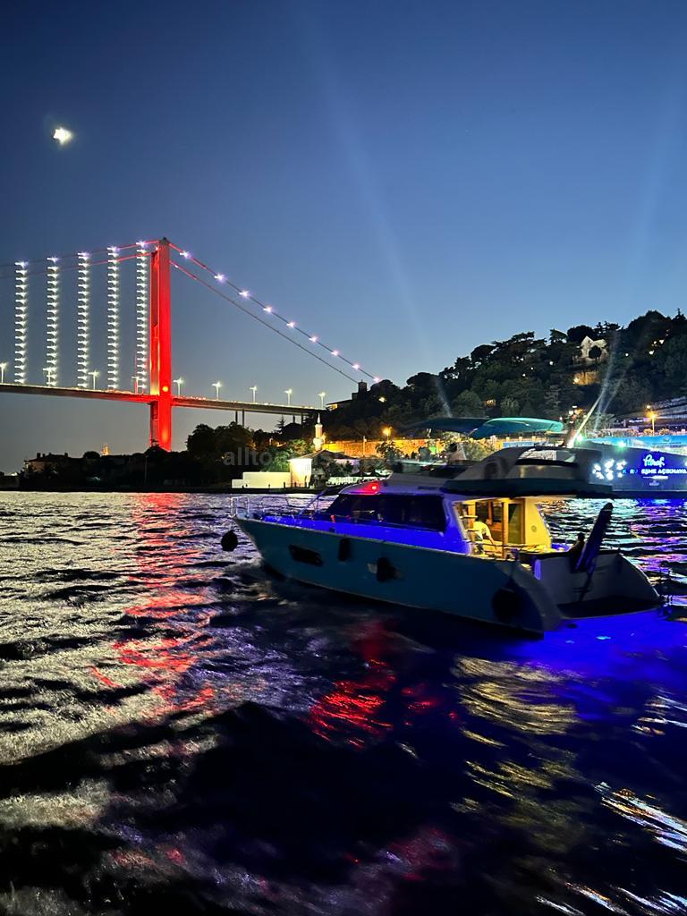 ll tours Istanbul private  yacht service-4.jpeg