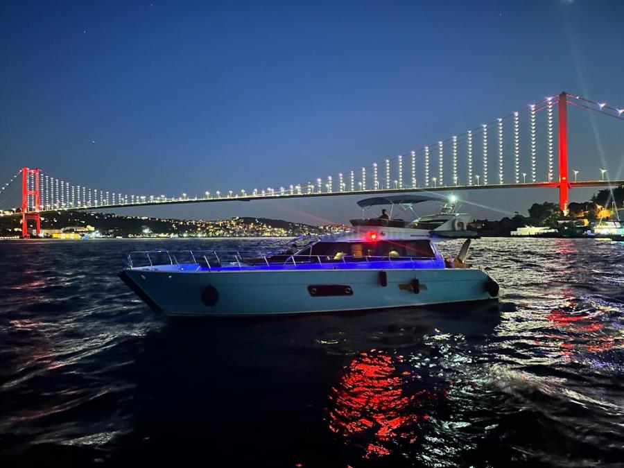 ll tours Istanbul private  yacht service-5.jpeg