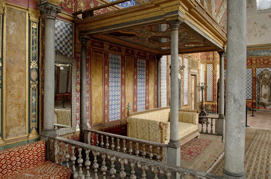 the_imperial_hall_topkapı Palace-22.jpg